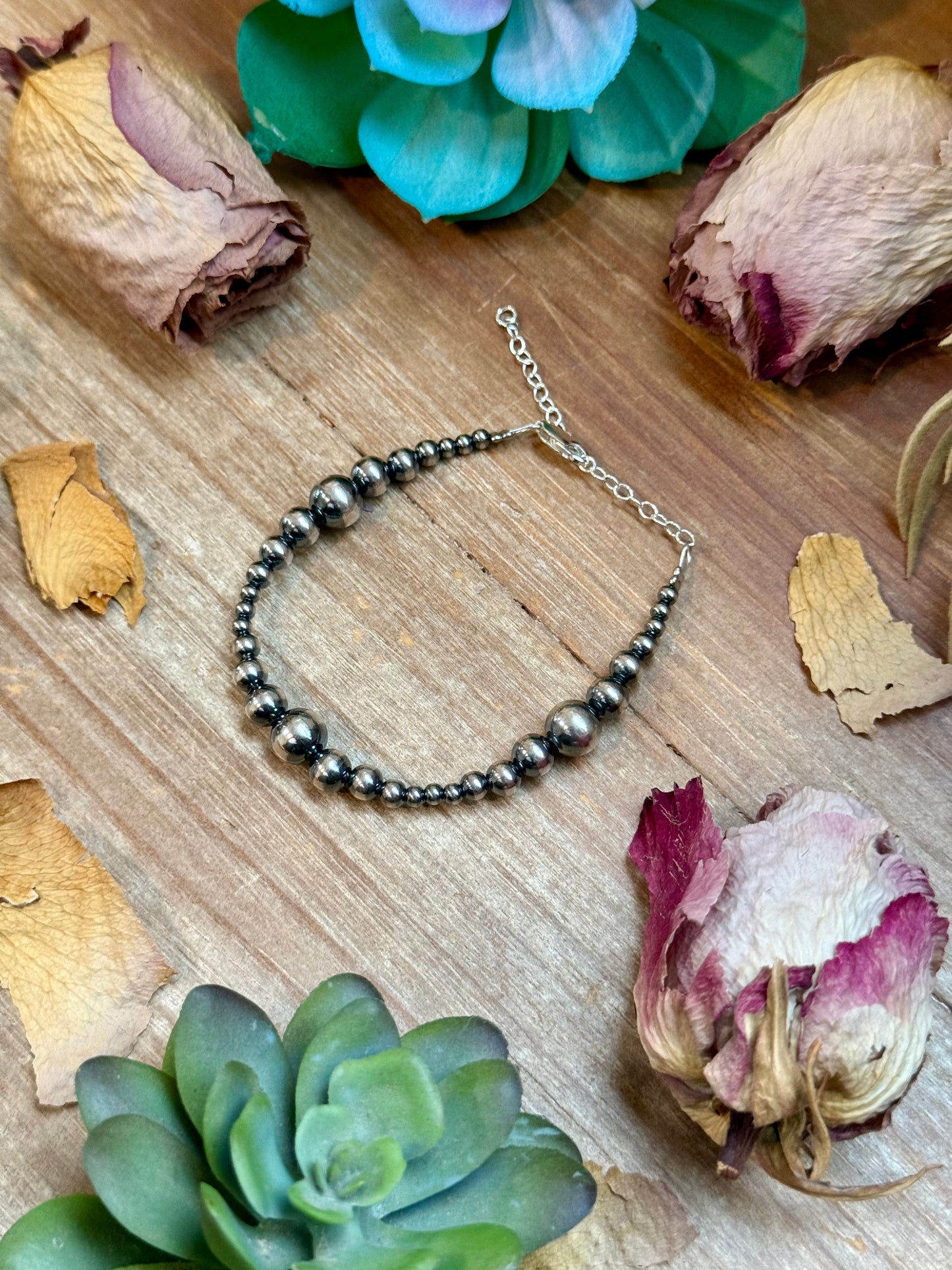 Graduated Sterling Silver Pearl Bracelet (3–8mm)