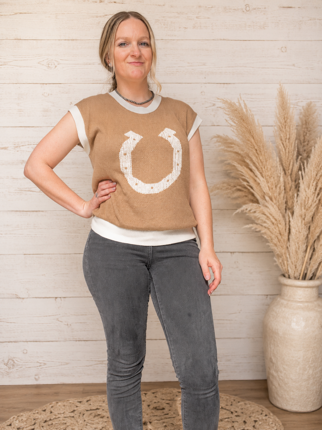 Horseshoe Short Sleeve Sweater