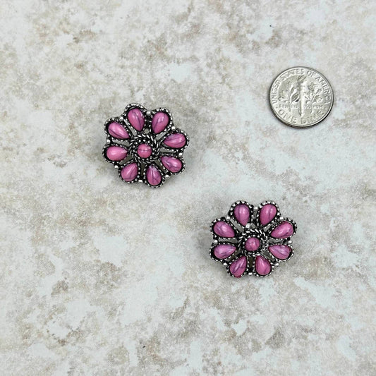 ER221015-08-CONCH PINK                               Silver with conch pink stone concho Earrings