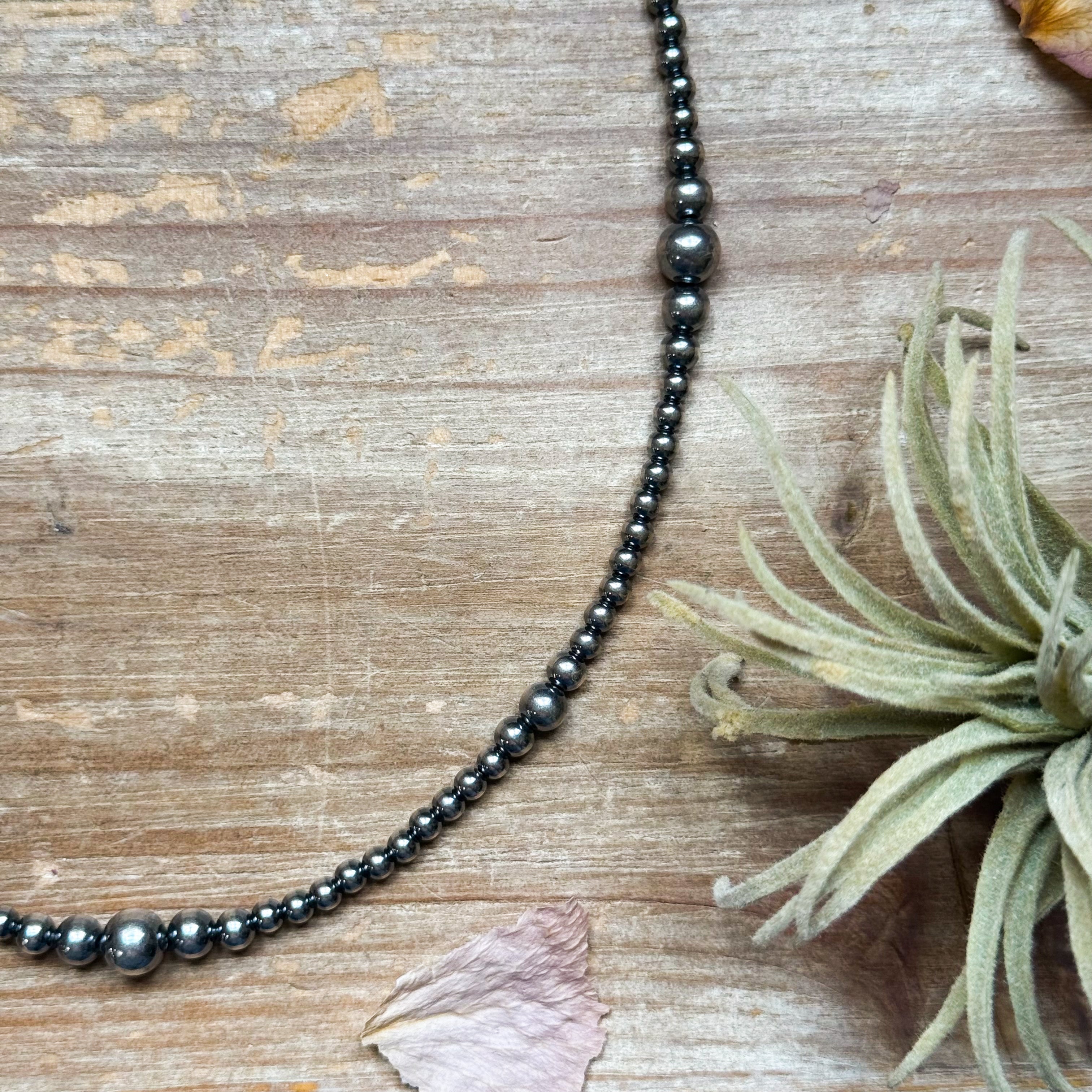 22 inch Sterling Silver Pearls graduated necklace